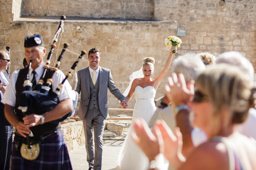 Tips on choosing destination wedding dress